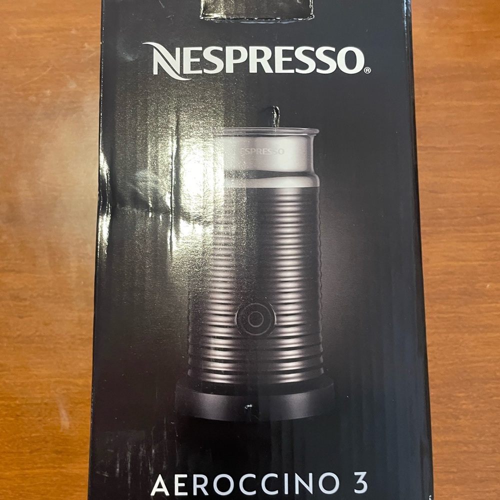 Brand New Nespresso Aeroccino 3 Milk Frother Black Latte Cappuccino
